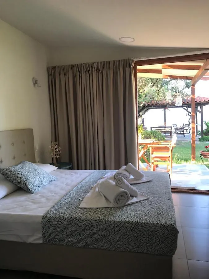 Filippos Resort By The Sea Vourvourou